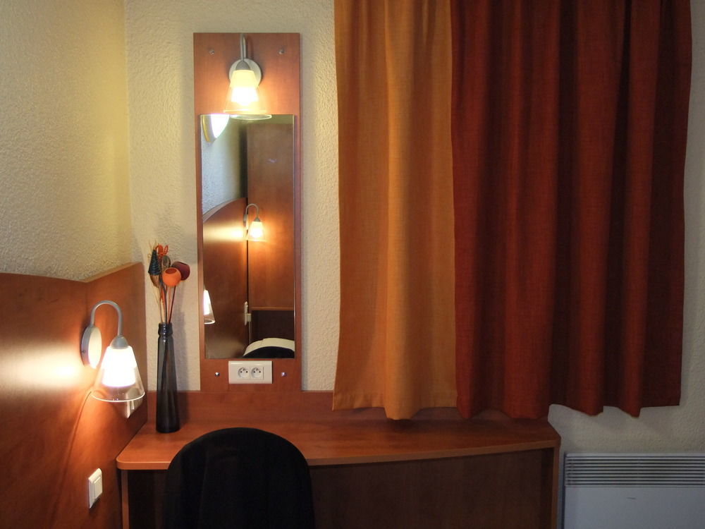 Adams Hotel Мец Екстериор снимка